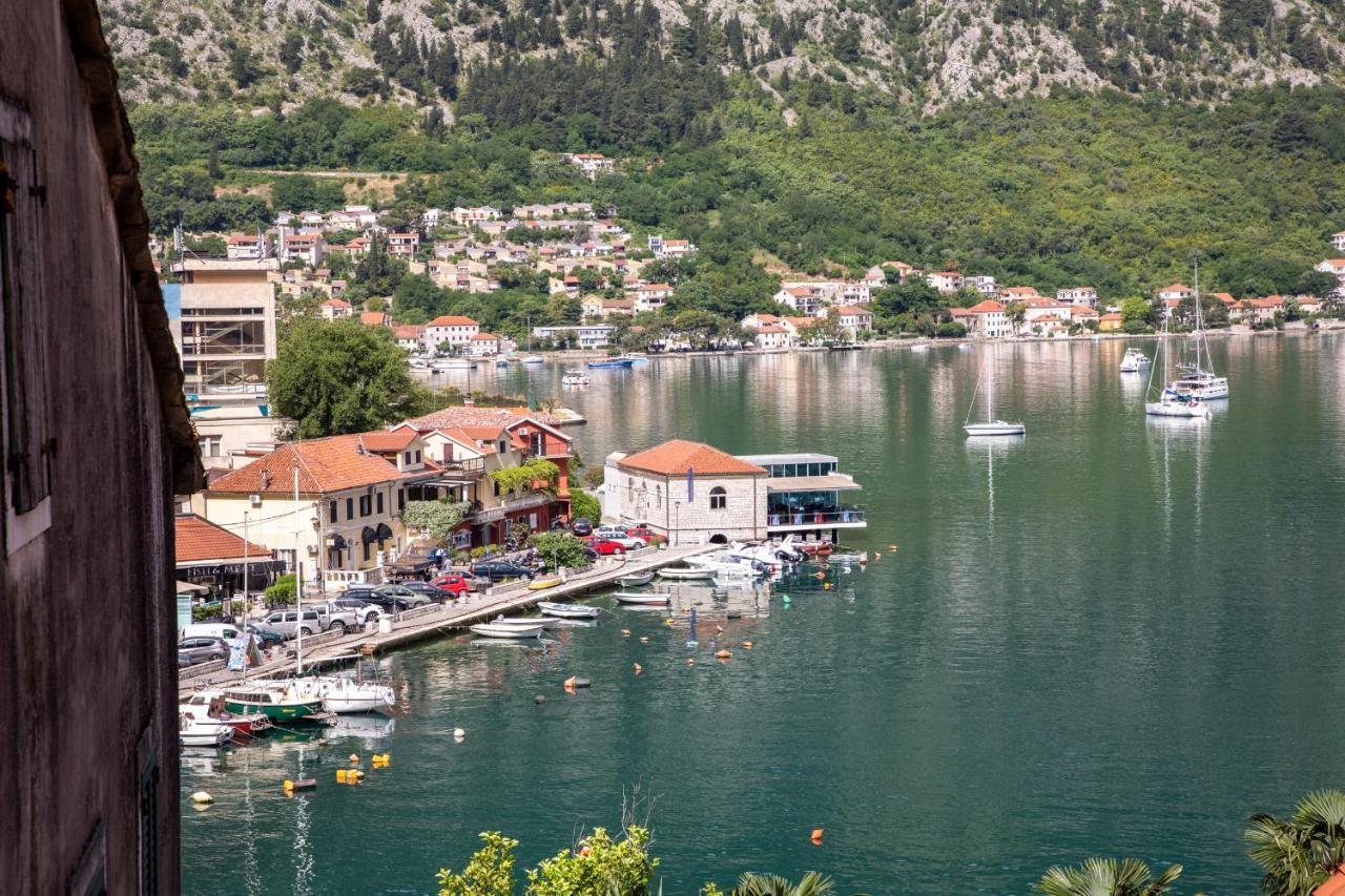 Apartments Dukic Kotor Luaran gambar