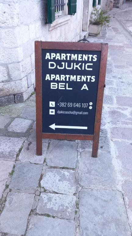 Apartments Dukic Kotor Luaran gambar